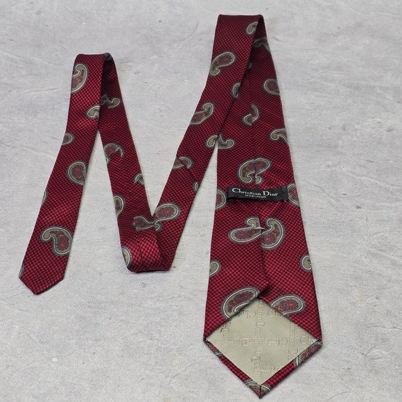 Vintage Christian Dior Tie Mens Silk Red Paisley Designer Business Formal - Picture 7 of 10